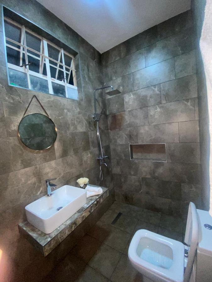 L'or With Private Pool